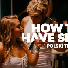 How to Have Sex - zabawna nowa komedia na temat seksu z 2023 roku. Recenzja