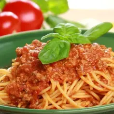 Jak gotować pyszne spaghetti bolognese: najlepszy przepis i wskazówki eksperta