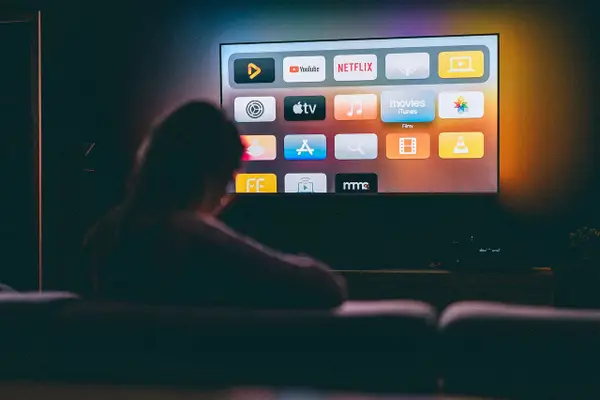 Jak wybrać odpowiednią platformę streamingową dla Twoich preferencji filmowych?